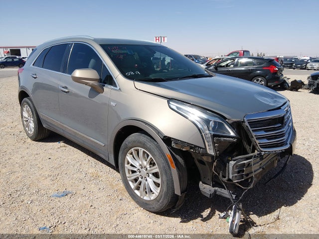 Salvage Cadillac XT5 Image