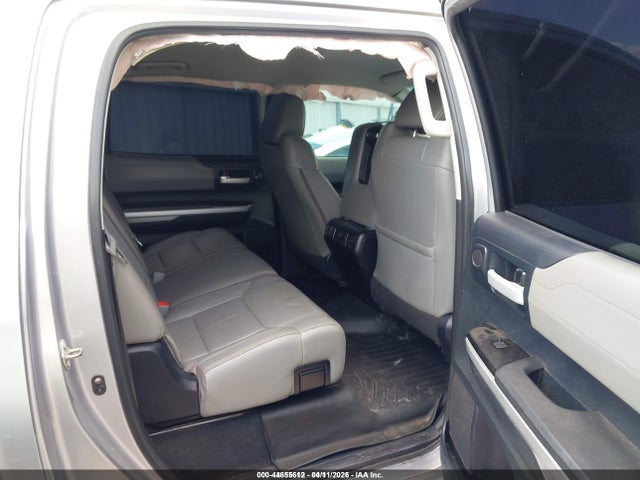 Toyota Tundra Limited 5.7l V8