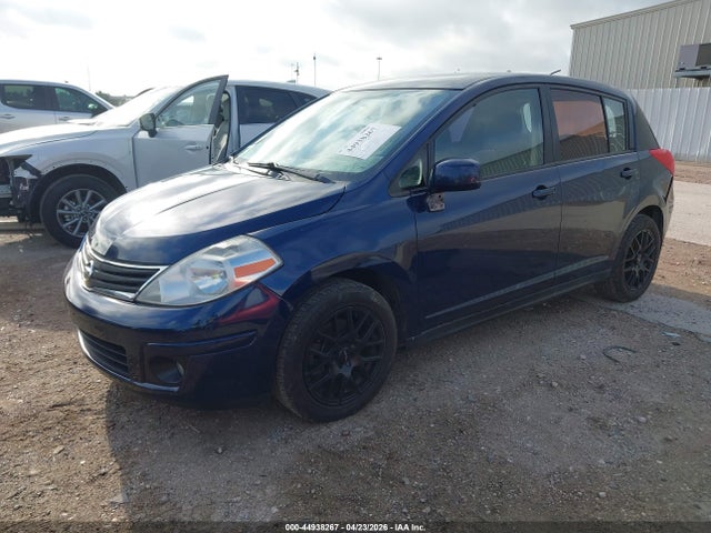 Nissan Versa 1.8 S