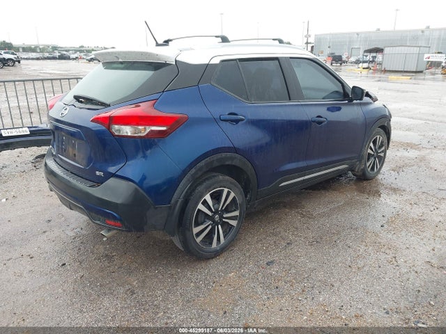 Nissan Kicks Sr