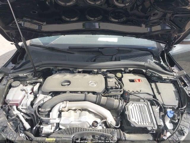 Mercedes-Benz GLA 4matic