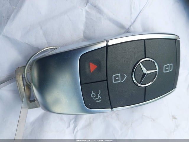 Mercedes-Benz GLA 4matic