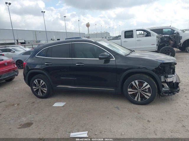 Mercedes-Benz GLA 4matic