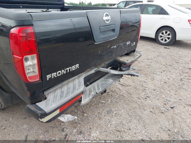 Nissan Frontier Le