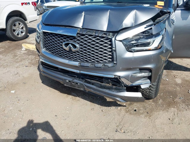 INFINITI Qx Luxe