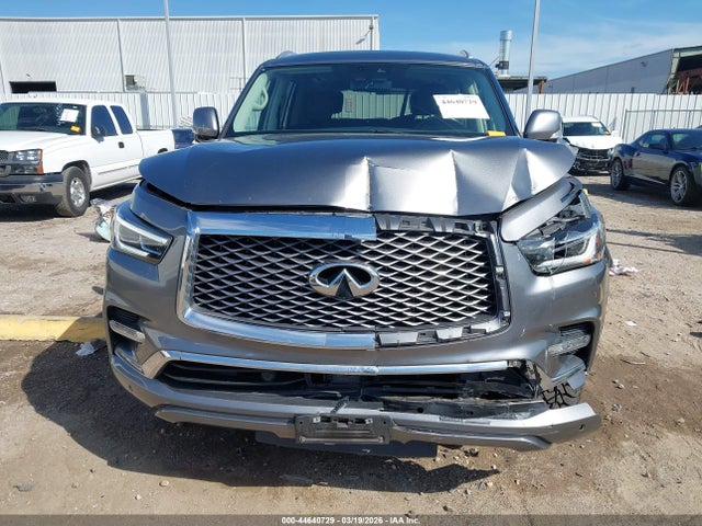 INFINITI Qx Luxe