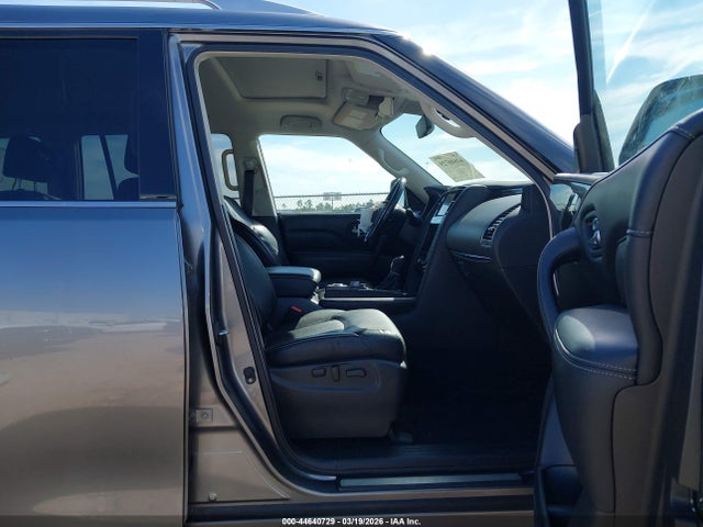 INFINITI Qx Luxe