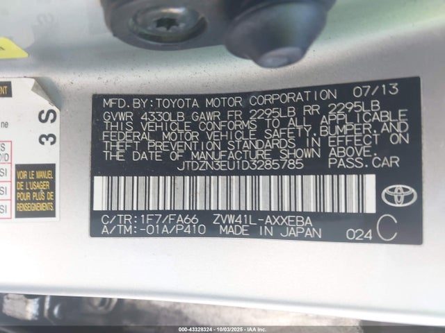 Toyota Prius v Three