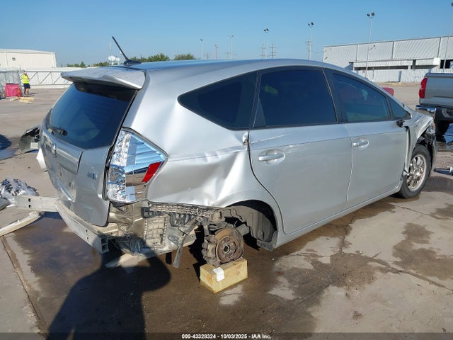 Toyota Prius v Three