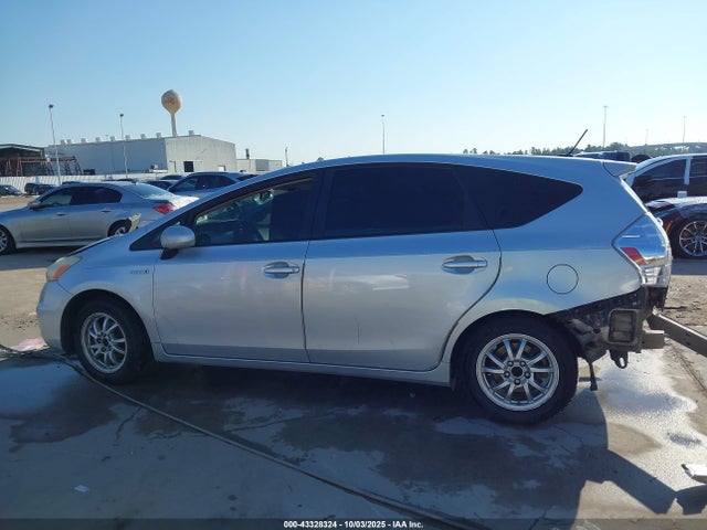 Toyota Prius v Three