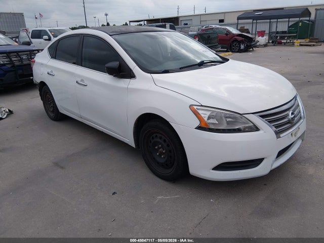 Salvage Nissan Sentra Image