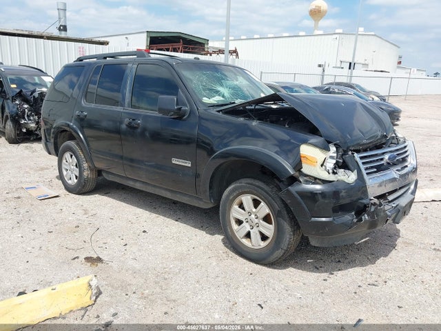 Salvage Ford Explorer Image