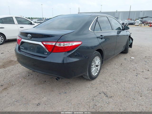 Toyota Camry Le