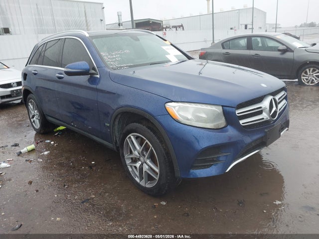 Salvage Mercedes-Benz GLC Image