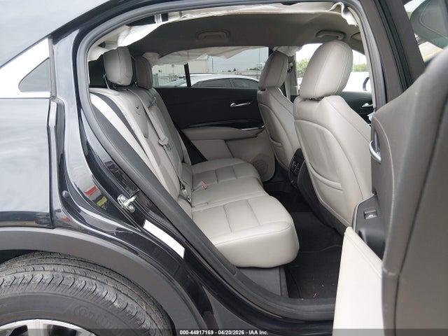 Cadillac XT4 Awd Premium Luxury