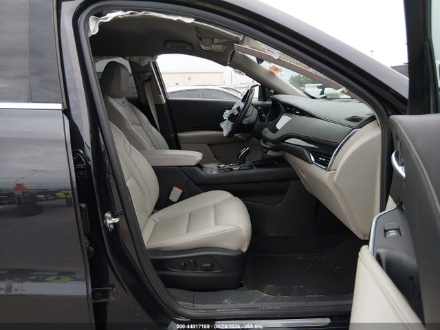 Cadillac XT4 Awd Premium Luxury