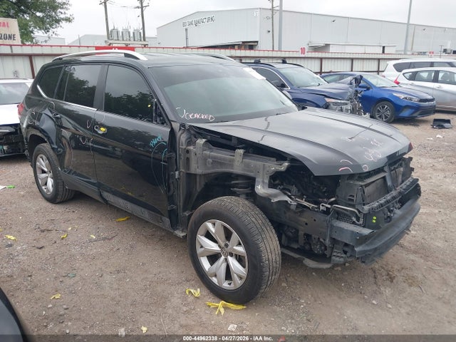 Salvage Volkswagen Atlas Image