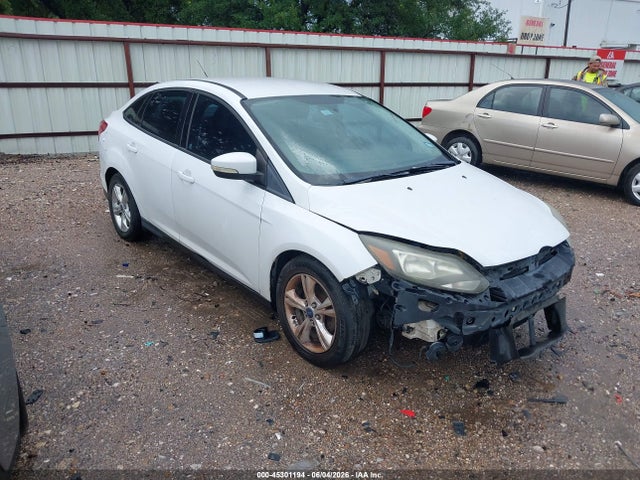 Salvage Ford Focus Image