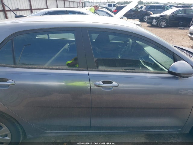 Kia Rio S