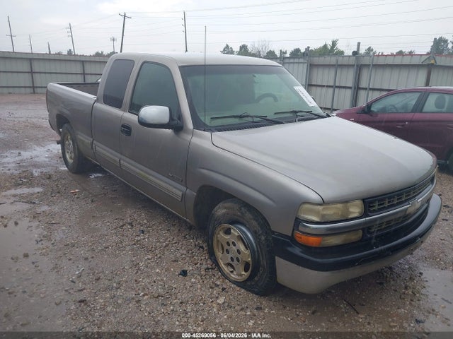 Salvage Chevrolet Silverado 1500 Image