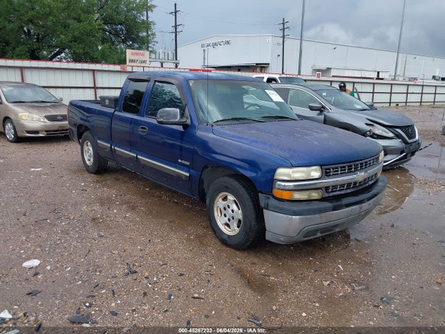 Salvage Chevrolet Silverado 1500 Image