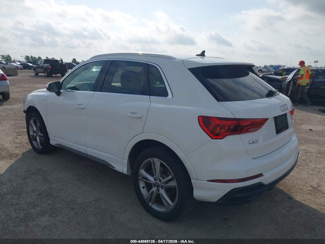 Audi Q3 2.0t S Line Premium