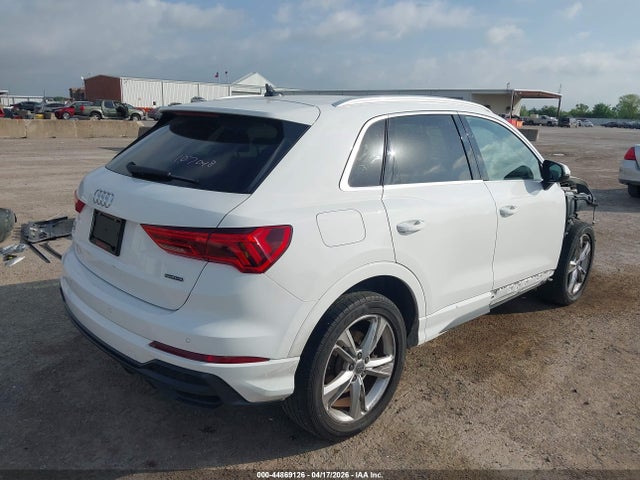 Audi Q3 2.0t S Line Premium