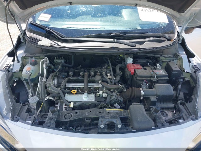 Nissan Versa 1.6 S