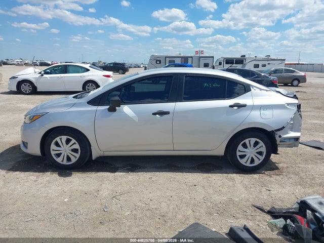 Nissan Versa 1.6 S