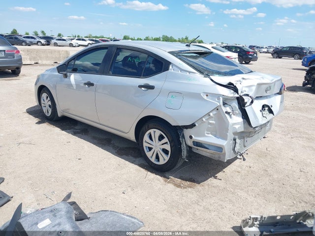 Nissan Versa 1.6 S