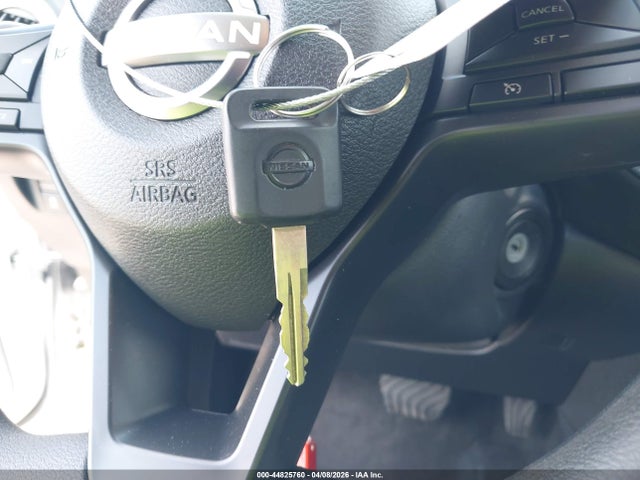 Nissan Versa 1.6 S
