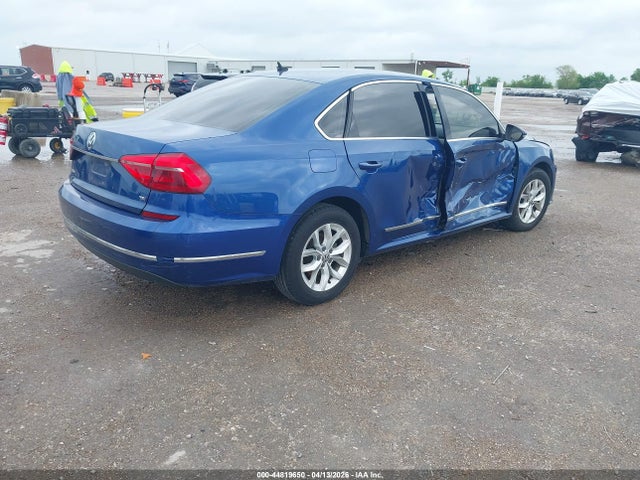 Volkswagen Passat 1.8t S