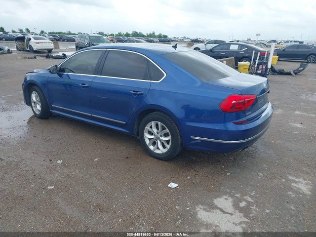 Volkswagen Passat 1.8t S