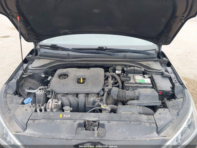 Hyundai ELANTRA Value Edition