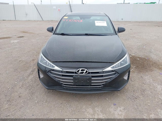 Hyundai ELANTRA Value Edition