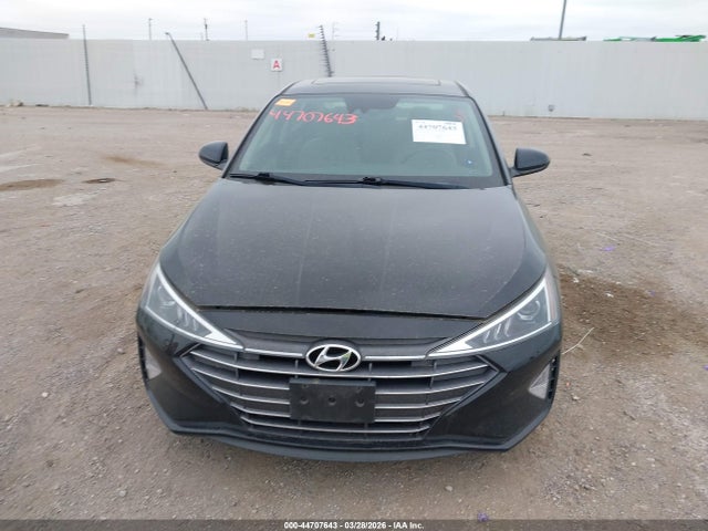 Hyundai ELANTRA Value Edition