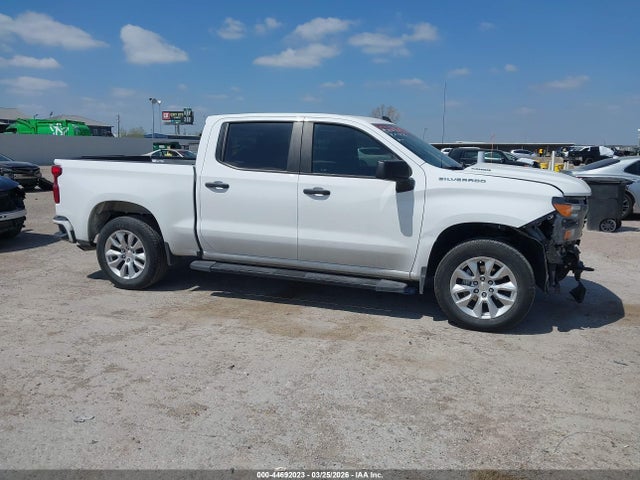 Chevrolet Silverado 1500 2wd  Short Bed Custom