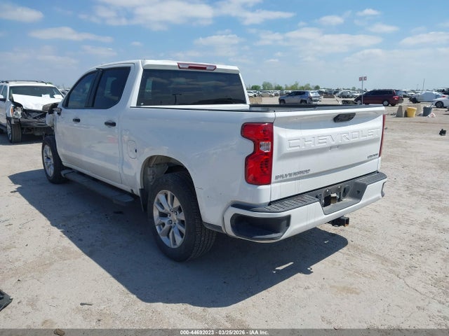 Chevrolet Silverado 1500 2wd  Short Bed Custom