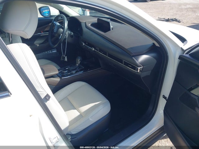 Mazda Cx Premium