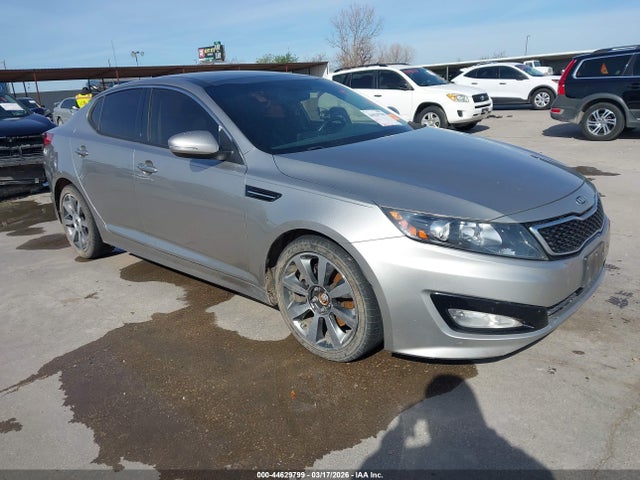 Salvage Kia Optima Image
