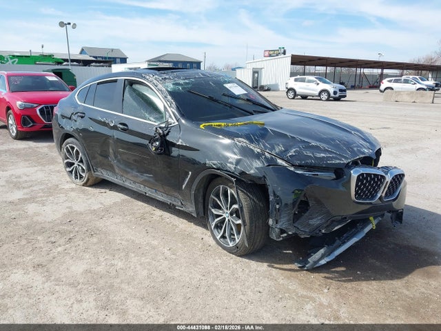 Salvage BMW X Series Image