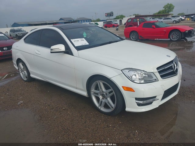 Salvage Mercedes-Benz C-Class Image