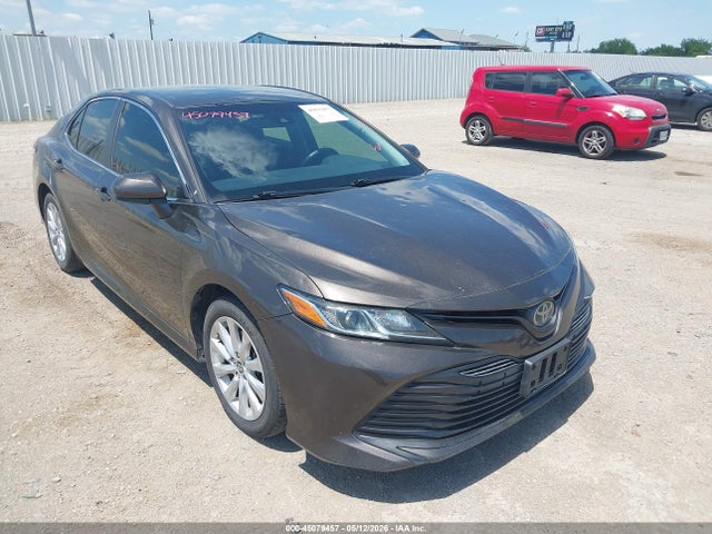 Salvage Toyota Camry Image