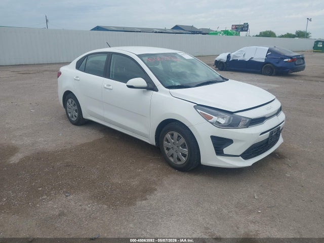 Salvage Kia Rio Image