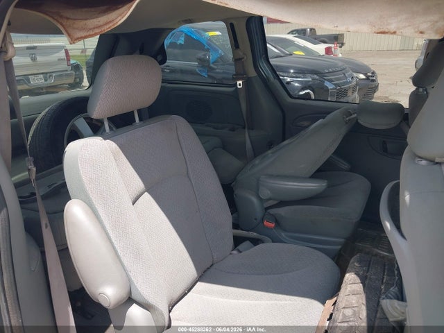 Dodge Caravan Sxt