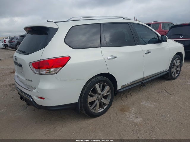 Nissan Pathfinder Platinum