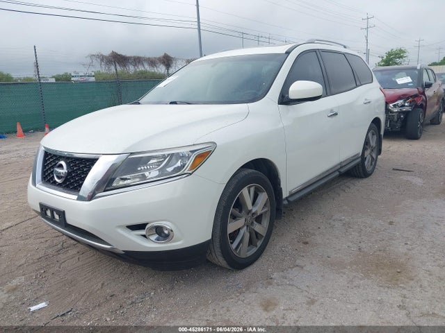 Nissan Pathfinder Platinum