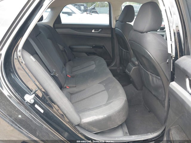 Kia K5 Lxs