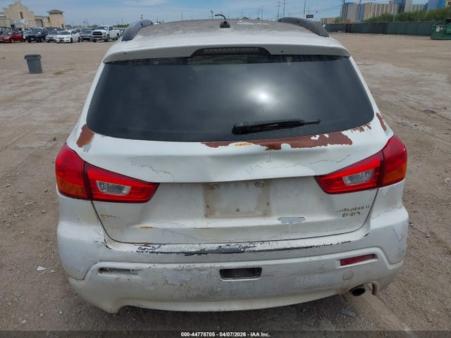 Mitsubishi Outlander Se