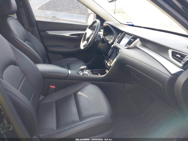 INFINITI Qx Luxe